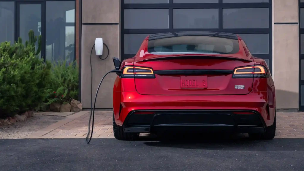 2026-Tesla-Model-S-8