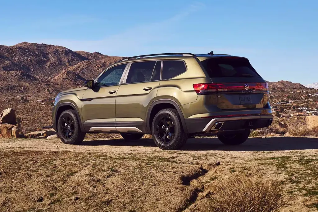 2026-Volkswagen-Atlas-13