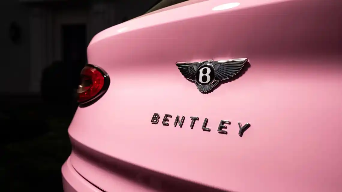 Bentley-Has-111-Colors—Yet-One-Buyer-Still-Chose-Pink-1