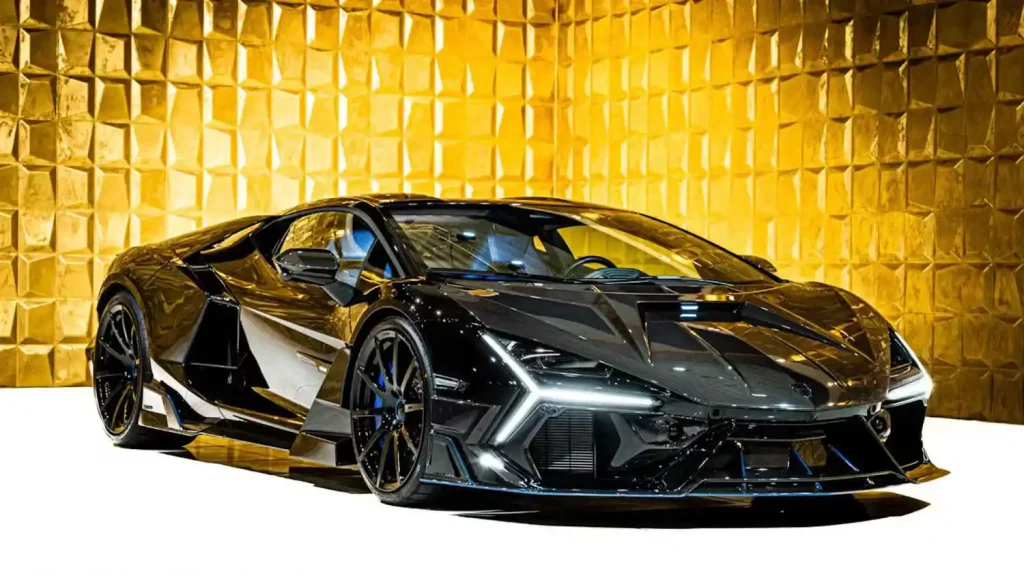 Lamborghini-Revuelto-2