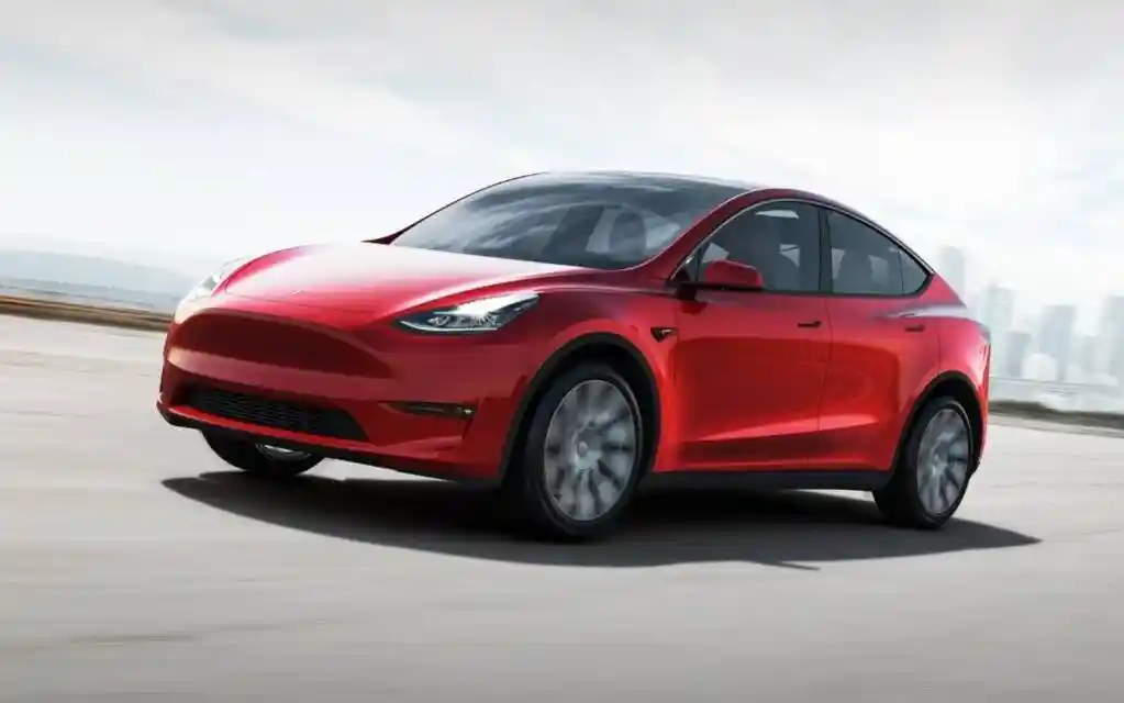 Tesla-Introduces-New-System-That-Uses-In-Car-Radar-to-Sense-Children-on-Board-1