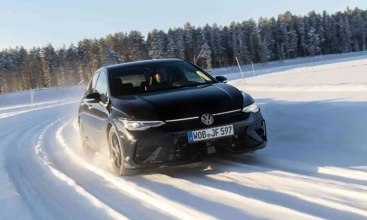 The-Hardcore-VW-Golf-R-Fans-Have-Been-Waiting-For-Is-Still-a-Long-Way-Off-1