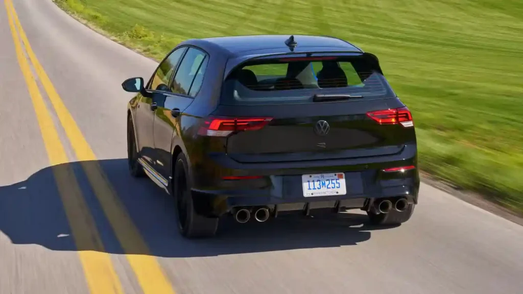 The-Hardcore-VW-Golf-R-Fans-Have-Been-Waiting-For-Is-Still-a-Long-Way-Off-4