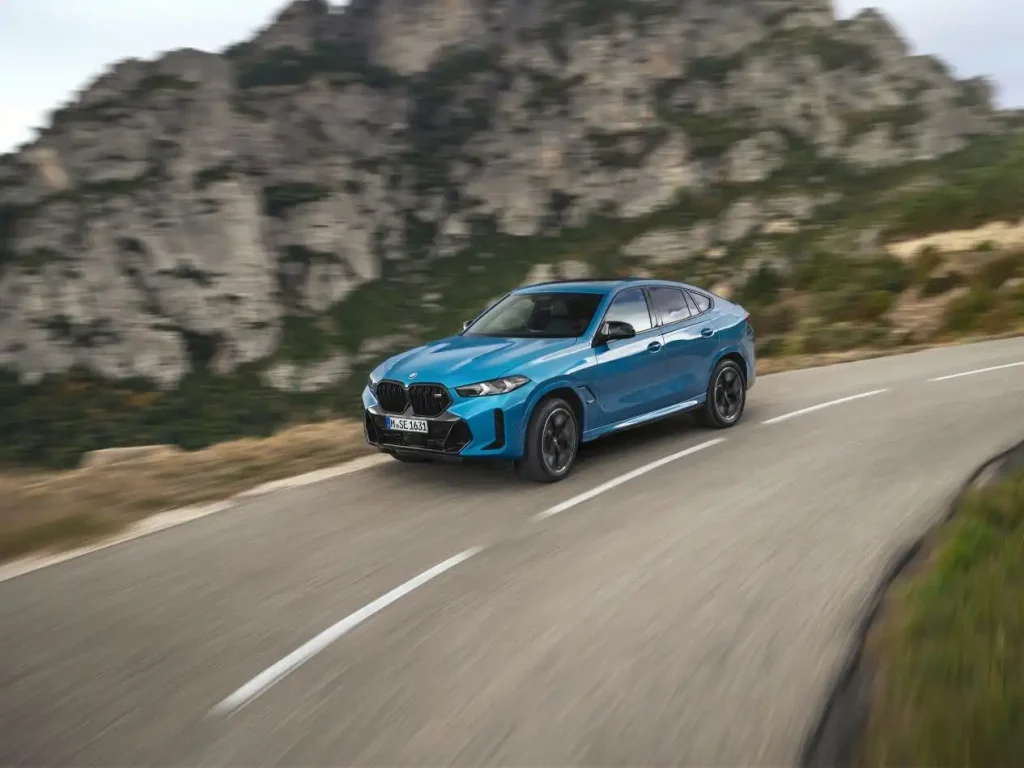2025-BMW-X6-34