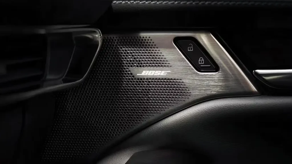 2025-Mazda-3-hatchback-7