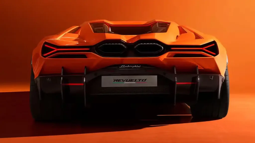 Lamborghini-Revuelto-4