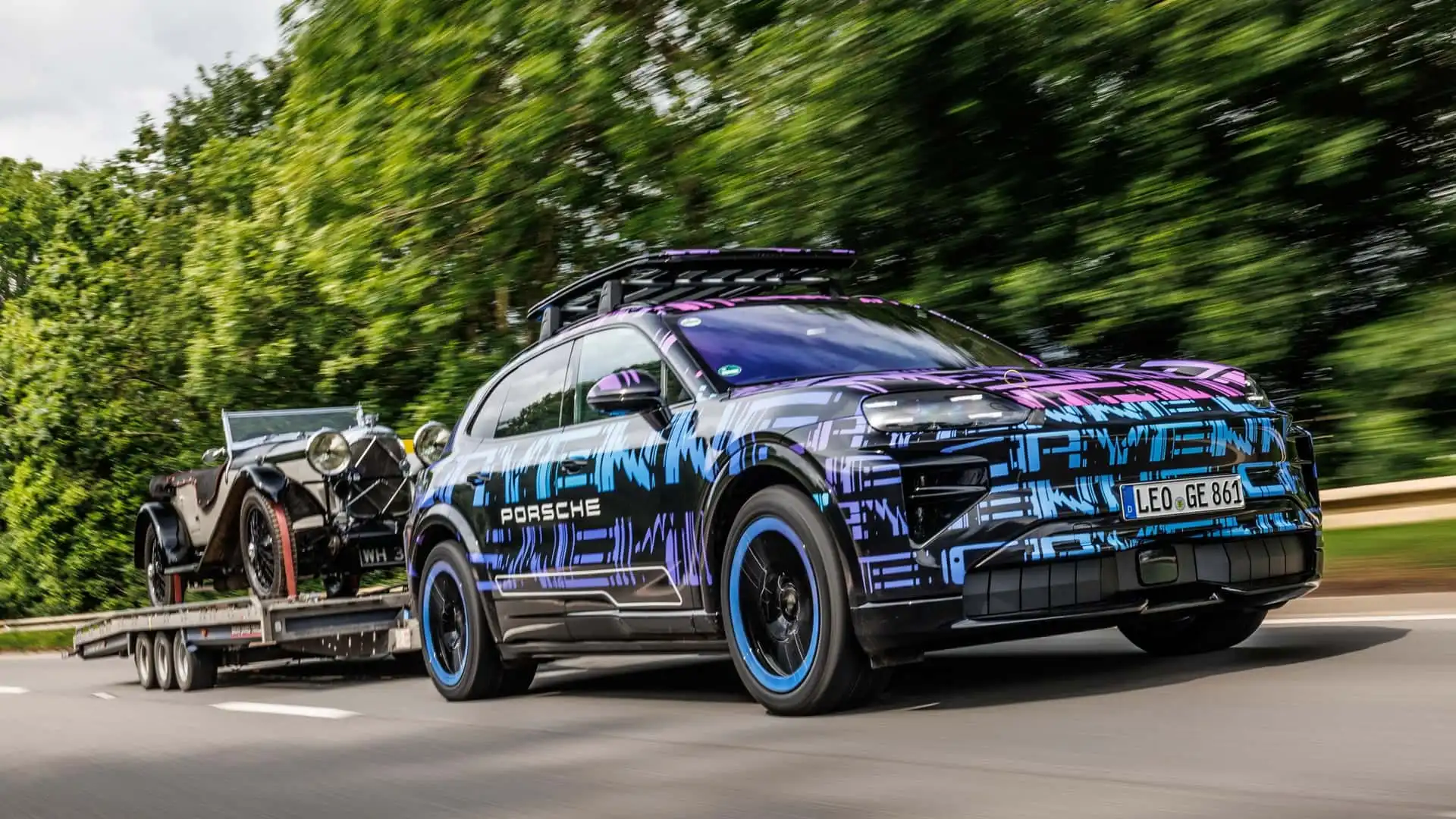 Porsche-Cayenne-EV-1