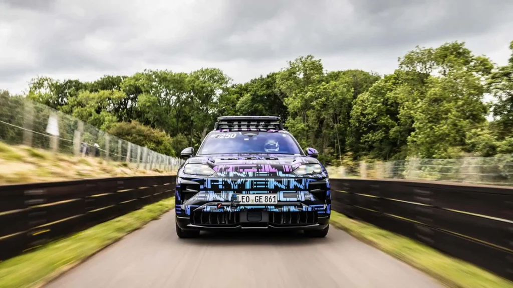 Porsche-Cayenne-EV-5