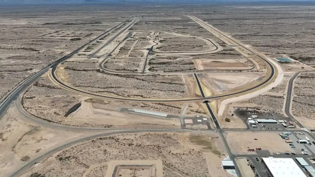 Toyota-Invests-Millions-to-Test-Vehicles-in-Desert-Conditions-5