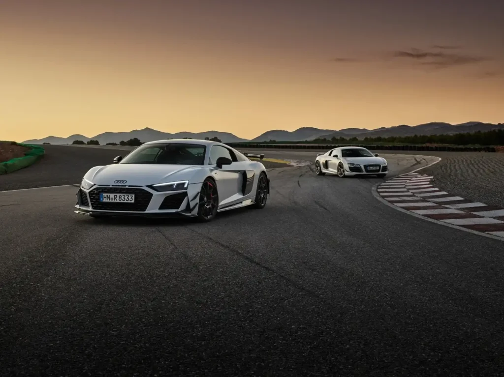 2023-Audi-R8-23
