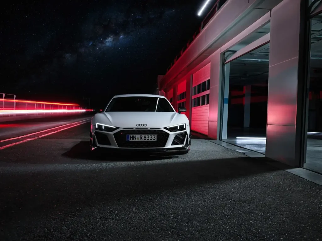 2023-Audi-R8-5