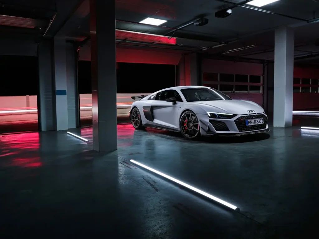 2023-Audi-R8-9