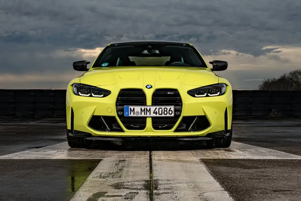 2024-BMW-M4-3