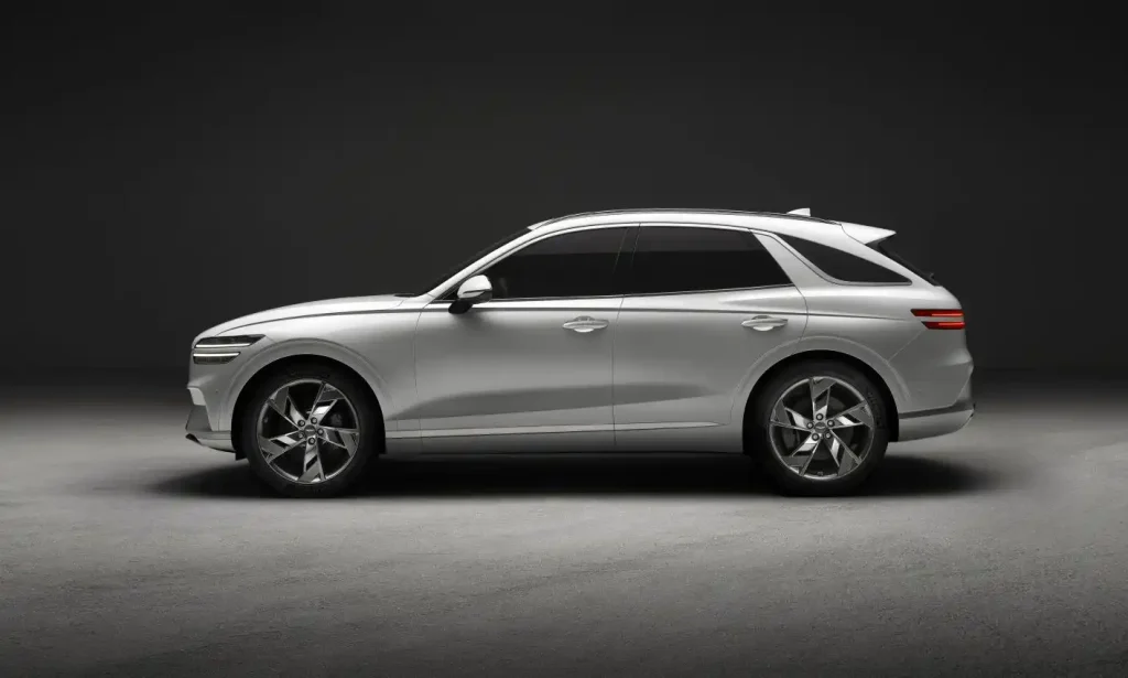 2024-Genesis-GV70-4