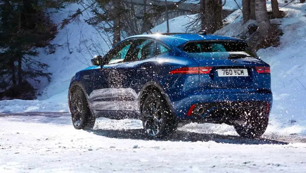 2024-Jaguar-E-Pace-21