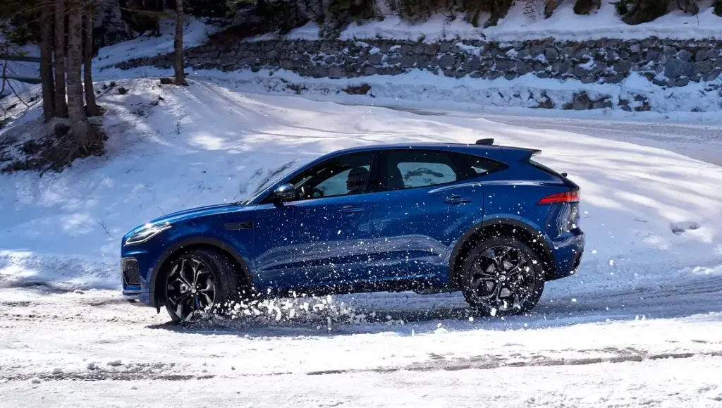 2024-Jaguar-E-Pace-22