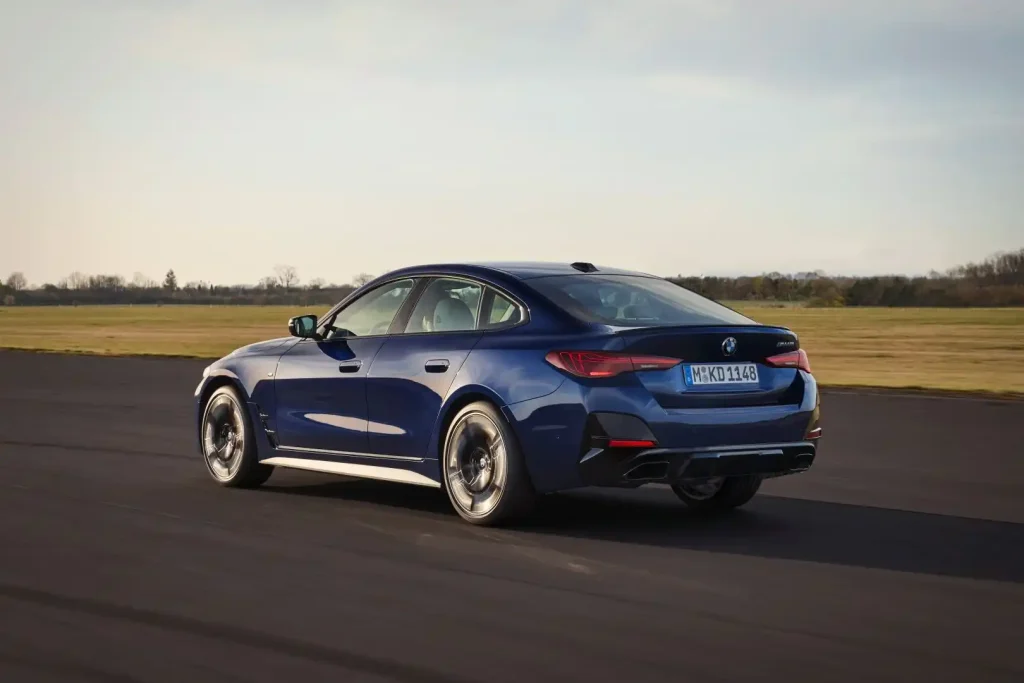 2025-BMW-4-Series-Gran-Coupe-15