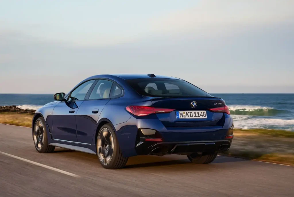 2025-BMW-4-Series-Gran-Coupe-17