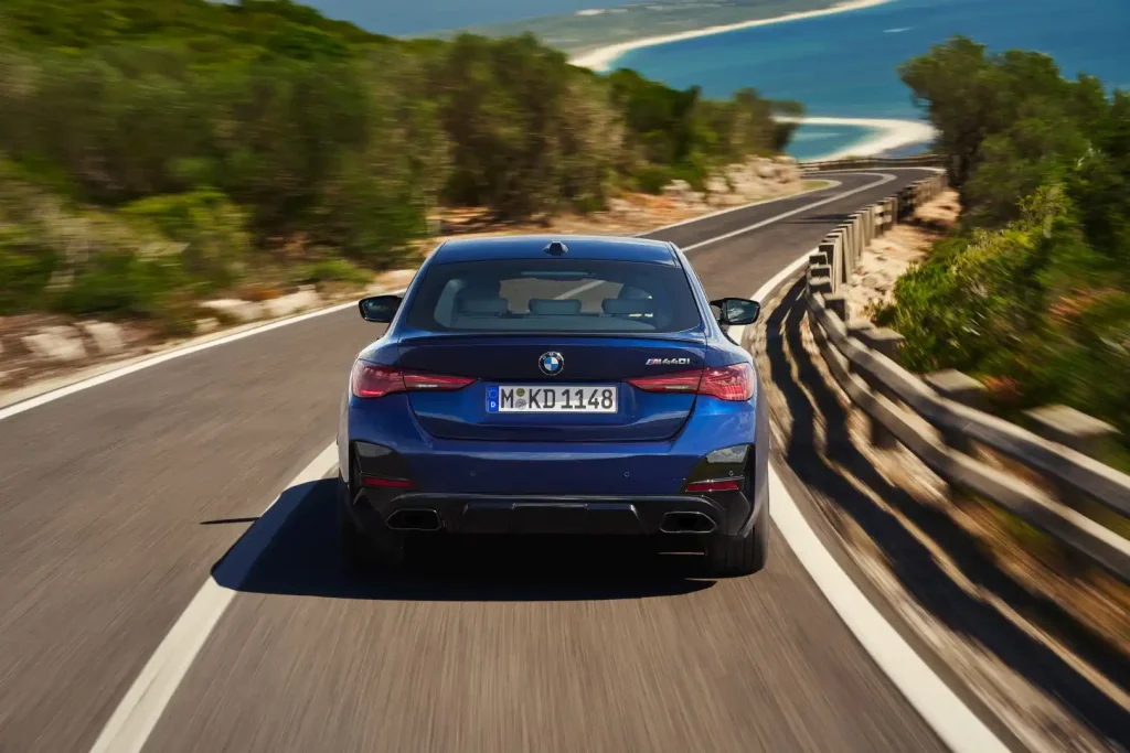 2025-BMW-4-Series-Gran-Coupe-19
