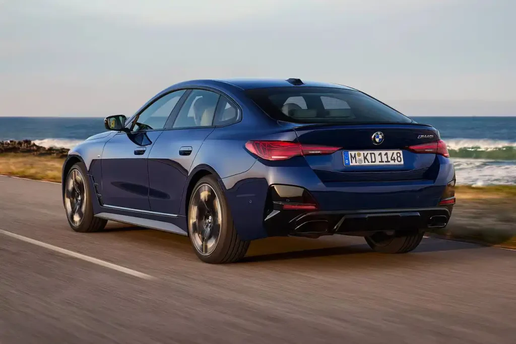 2025-BMW-4-Series-Gran-Coupe-21