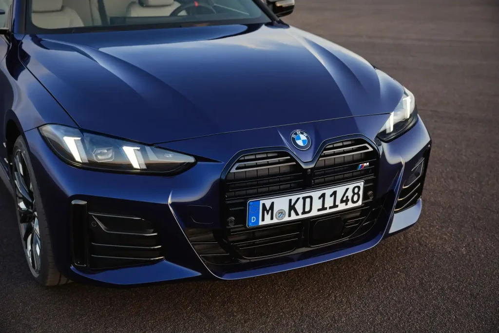 2025-BMW-4-Series-Gran-Coupe-39
