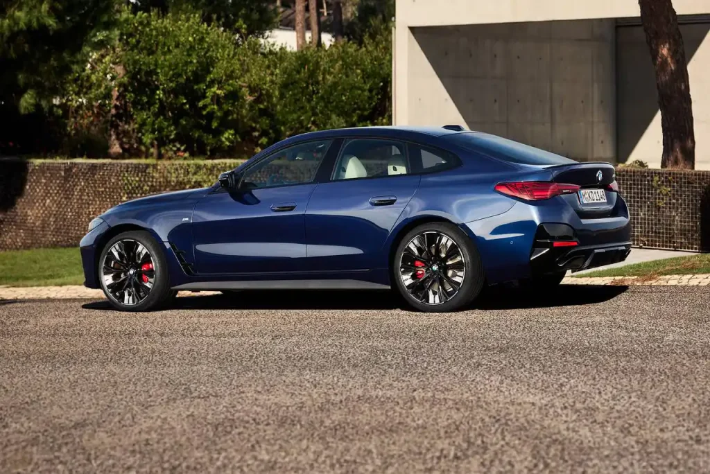 2025-BMW-4-Series-Gran-Coupe-5