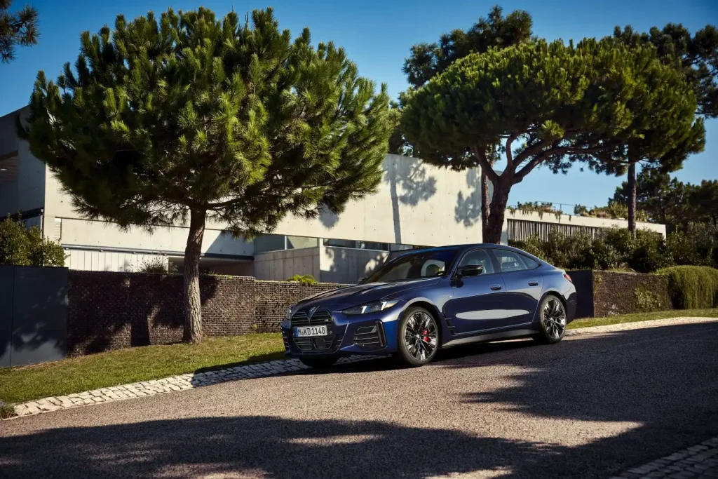 2025-BMW-4-Series-Gran-Coupe-7