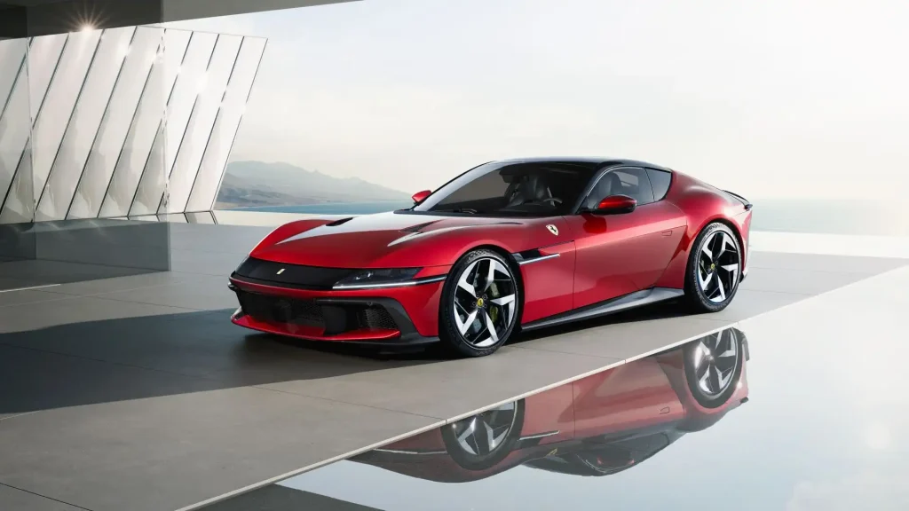 2025-Ferrari-12Cilindri-13