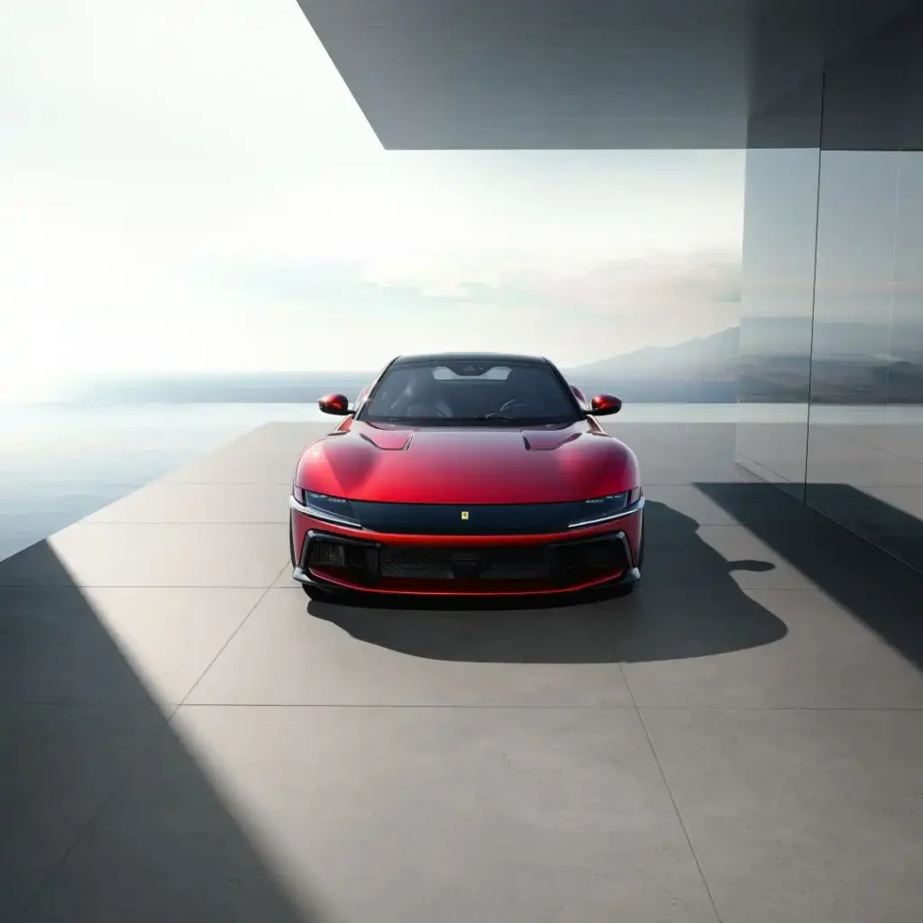 2025-Ferrari-12Cilindri-17