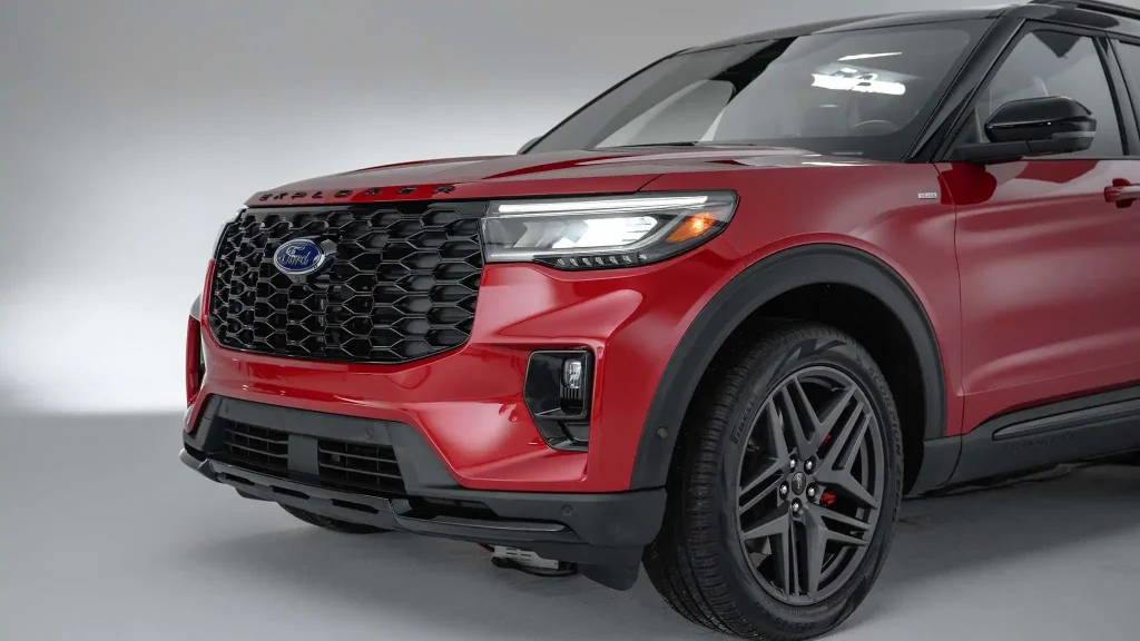 2025-Ford-Explorer-51