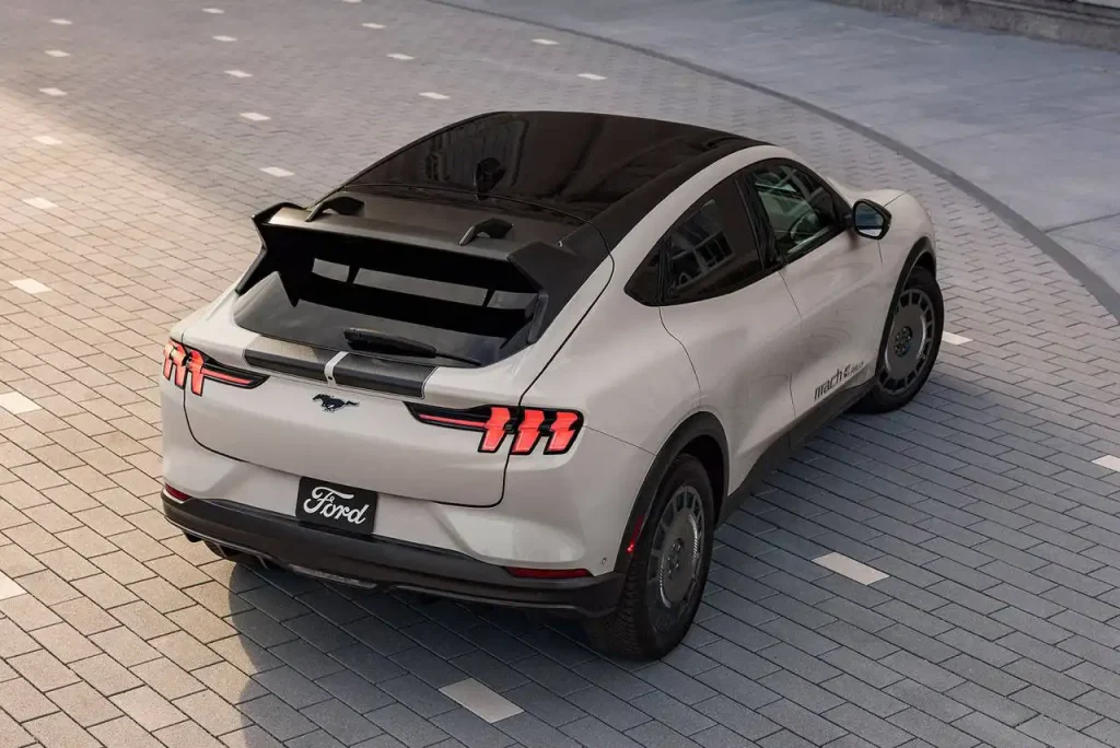 2025-Ford-Mustang-Mach-E-16