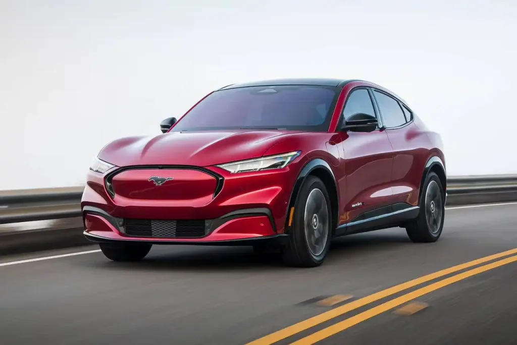 2025-Ford-Mustang-Mach-E-26