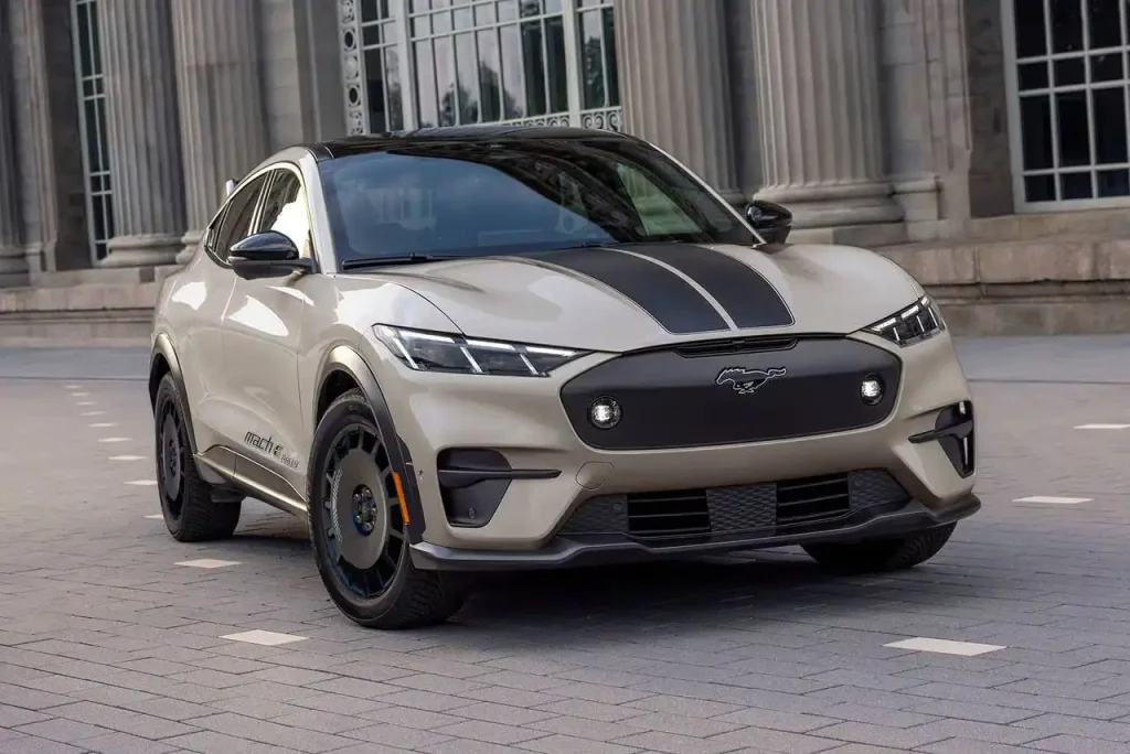 2025-Ford-Mustang-Mach-E-9