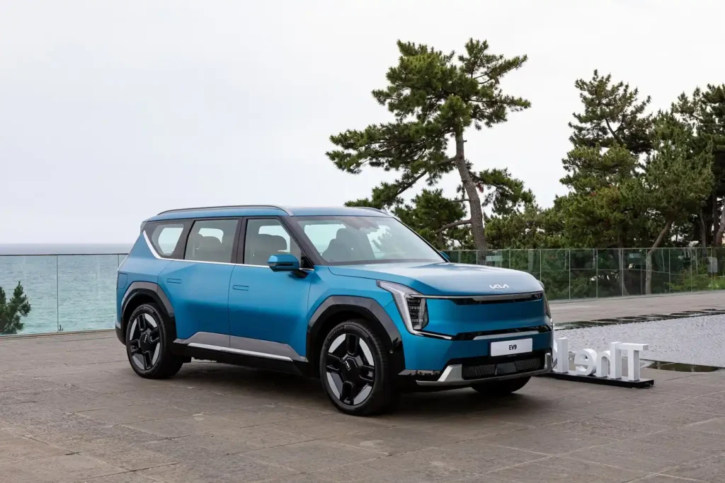 2025-Kia-EV9-11