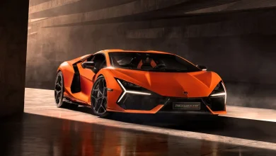 2025-Lamborghini-Revuelto-1