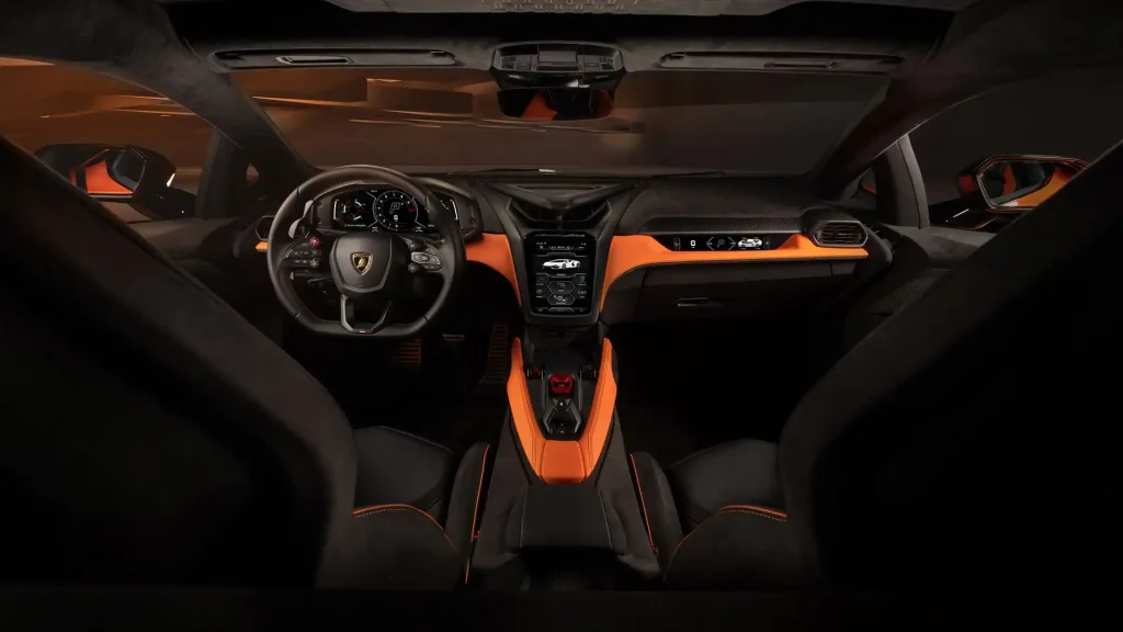 2025-Lamborghini-Revuelto-57_1