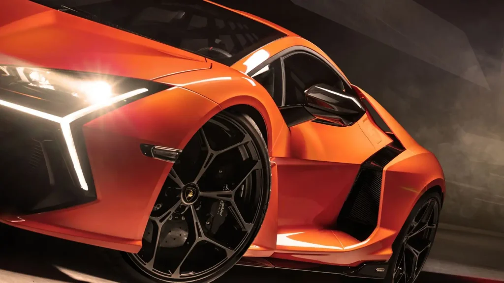 2025-Lamborghini-Revuelto-72