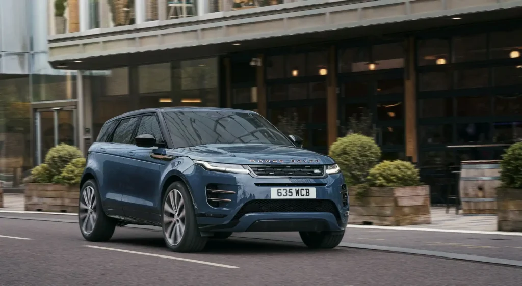 2025-Land-Rover-Range-Rover-Evoque-17