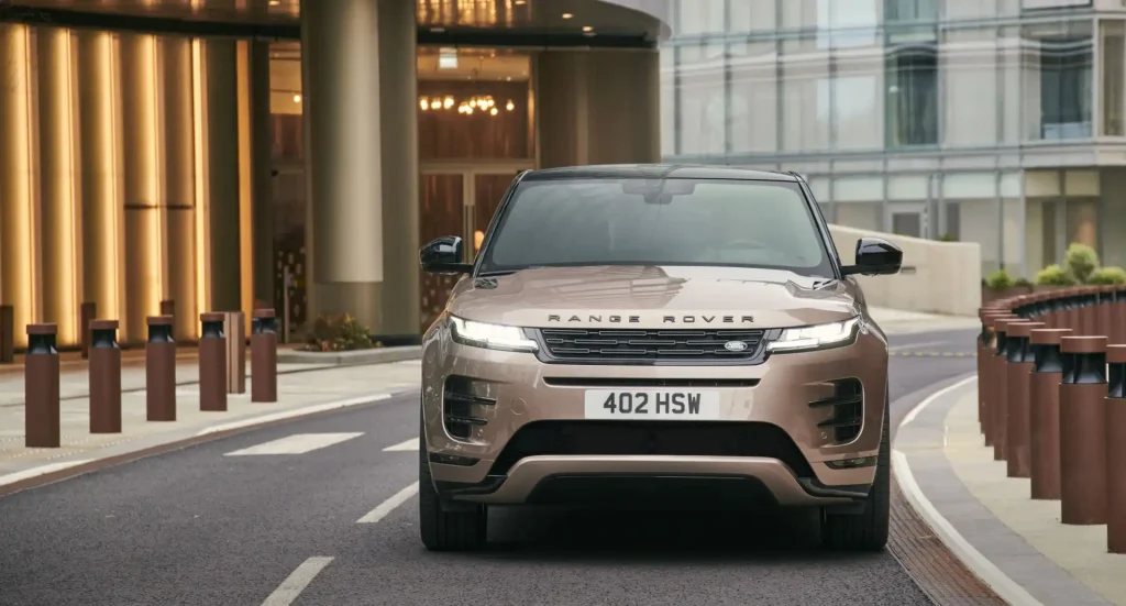 2025-Land-Rover-Range-Rover-Evoque-22