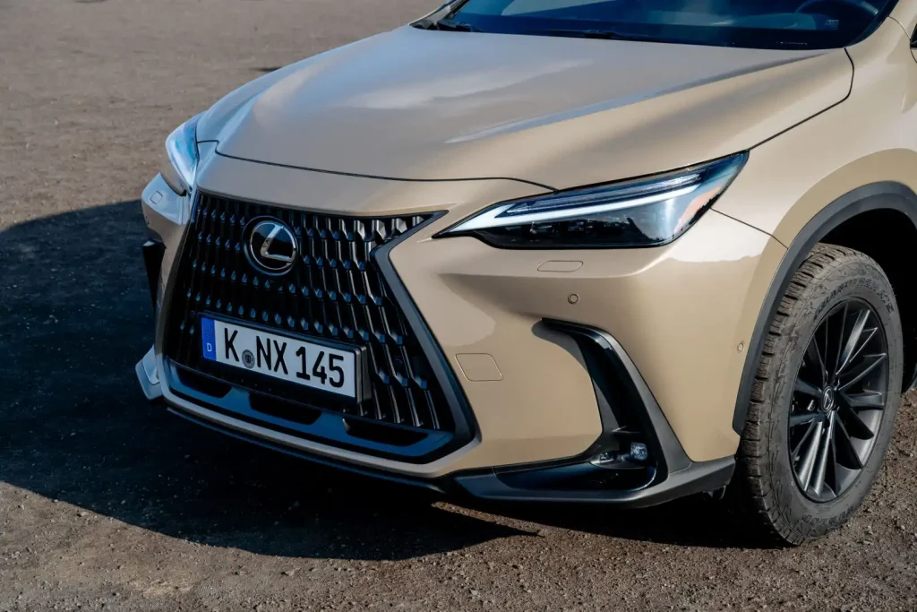 2025-Lexus-NX-87