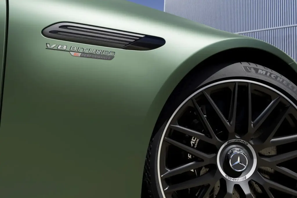 2025-Mercedes-AMG-SL-Class-117