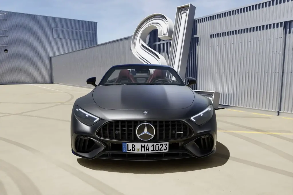 2025-Mercedes-AMG-SL-Class-23