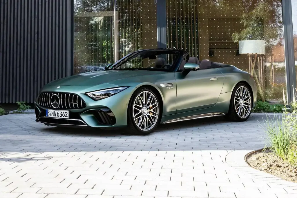 2025-Mercedes-AMG-SL-Class-27