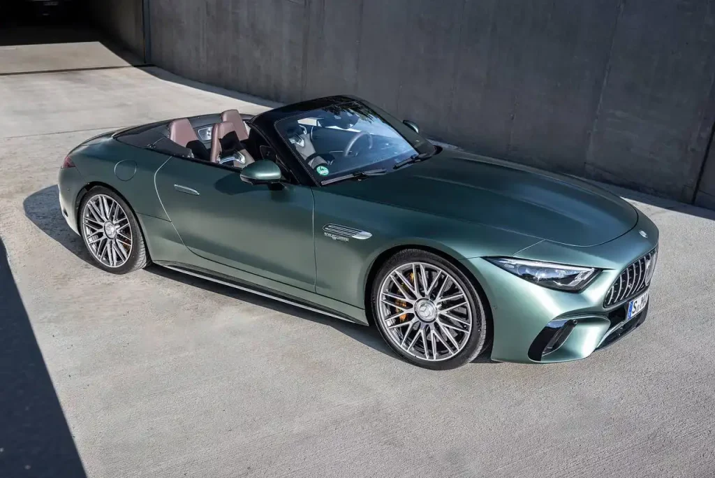 2025-Mercedes-AMG-SL-Class-28