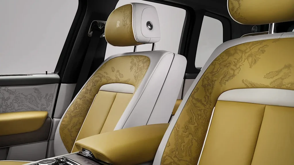2025-Rolls-Royce-Cullinan-16