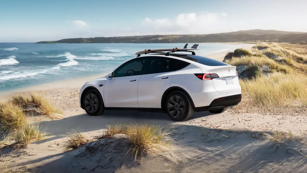 2025-Tesla-Model-Y-11