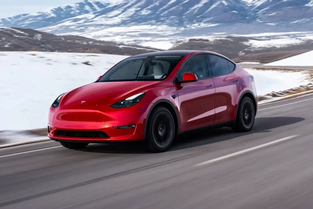 2025-Tesla-Model-Y-29