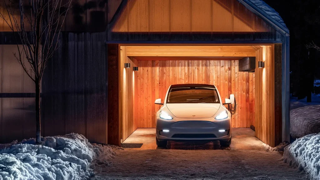 2025-Tesla-Model-Y-5