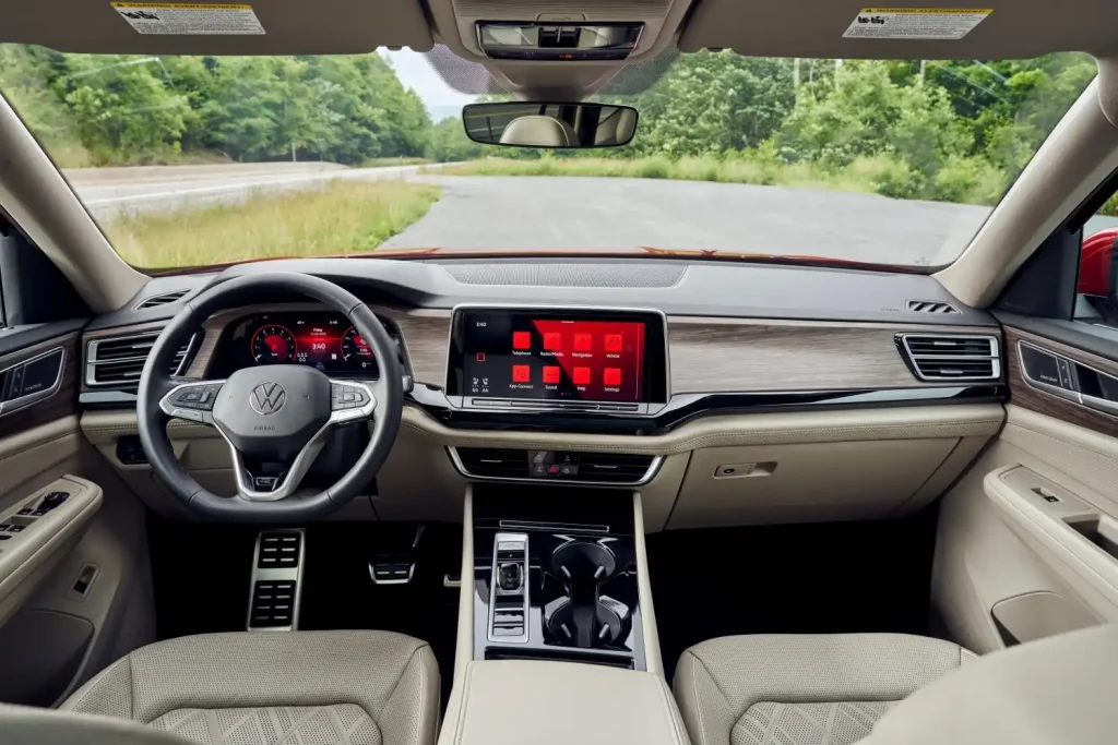 2025-Volkswagen-Atlas-54