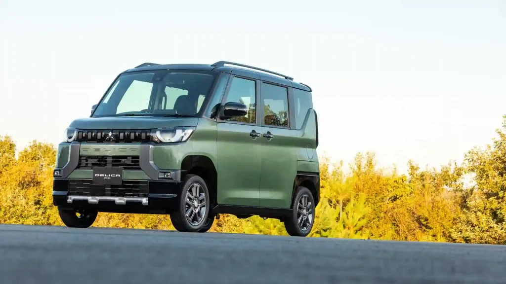 2026-Delica-Mini-12